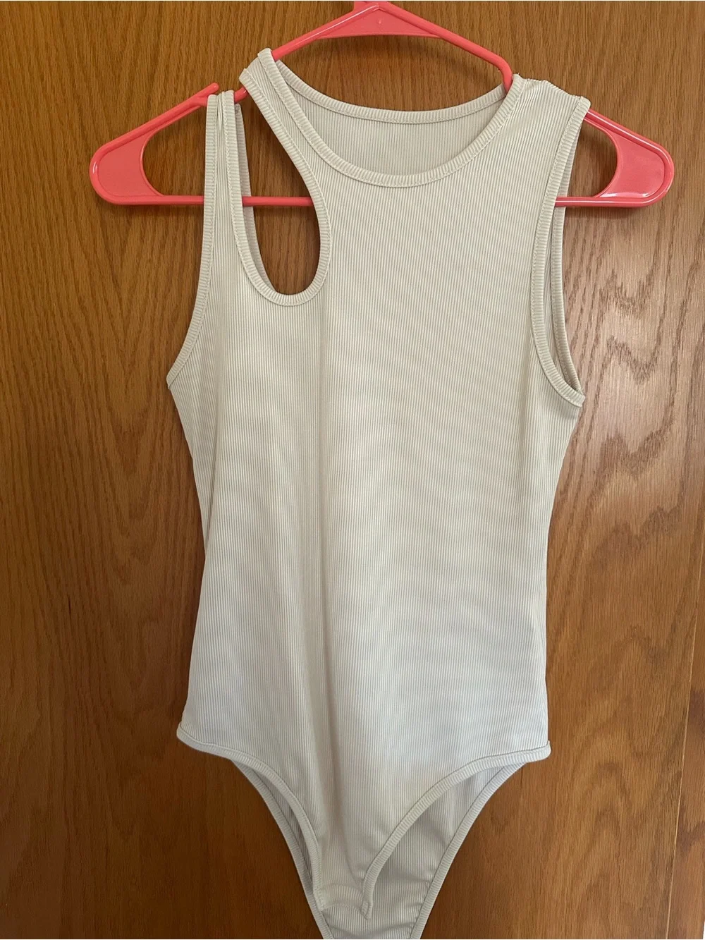 Set of 5 Tank Tops and Bodysuits